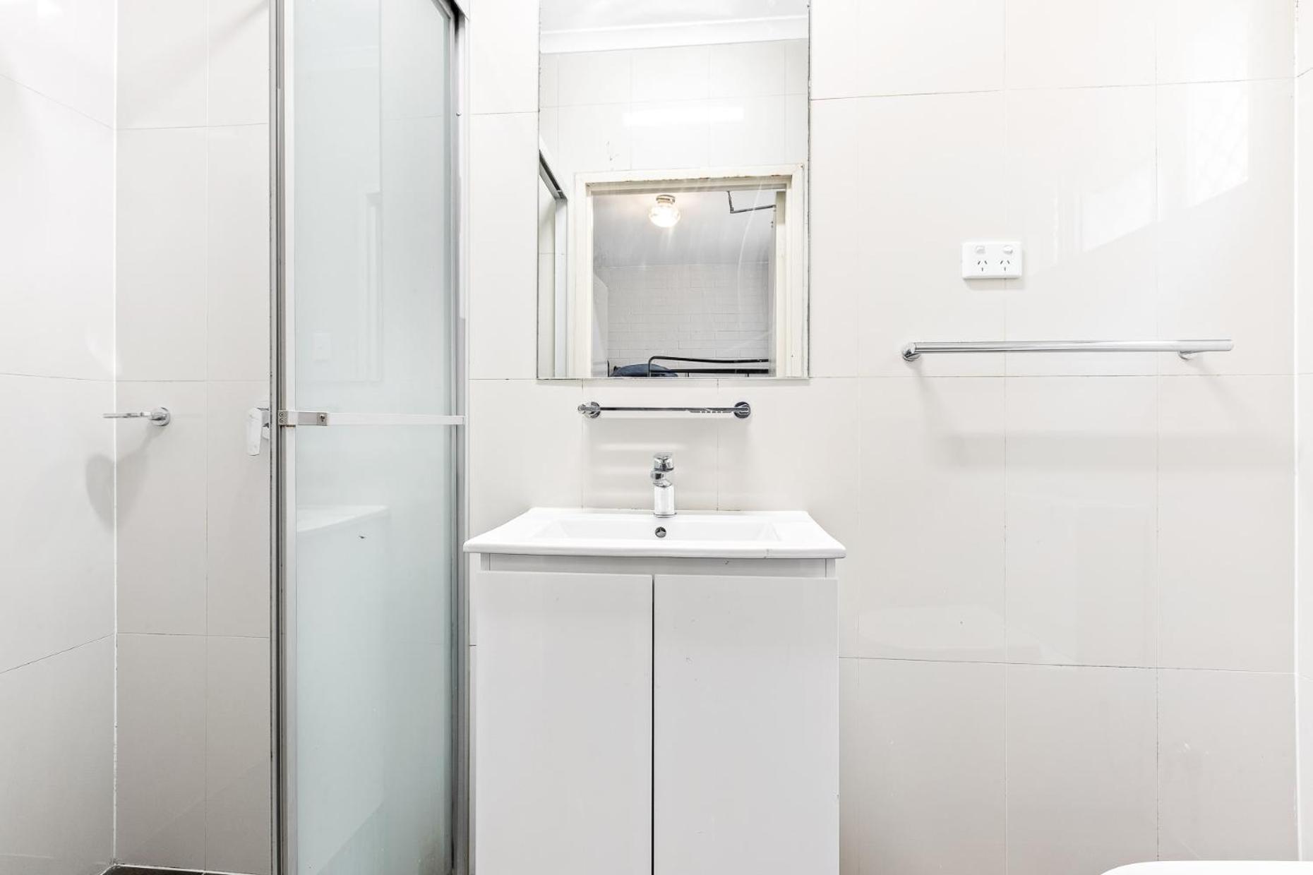 Хостел Newtown Backpackers Сидней Экстерьер фото