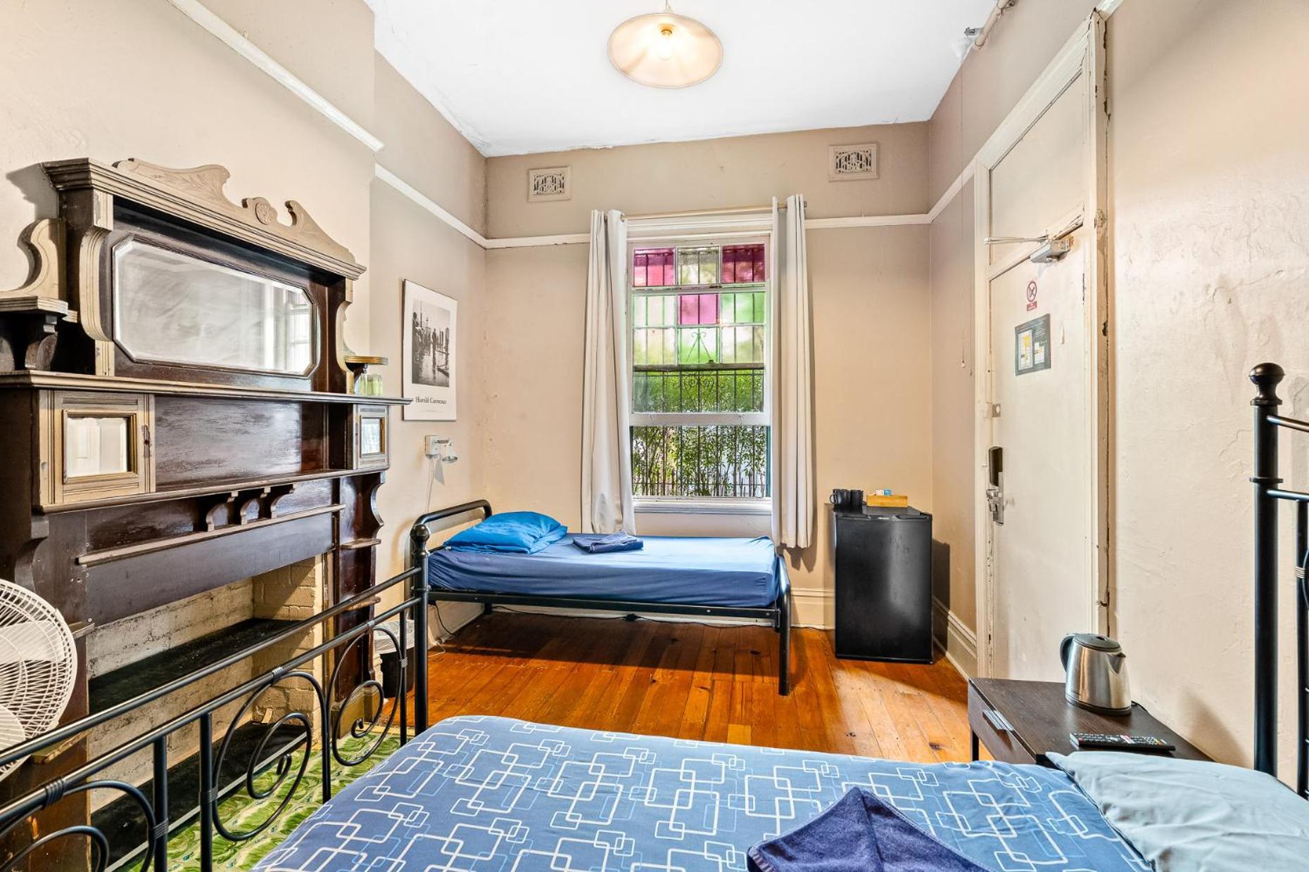 Хостел Newtown Backpackers Сидней Экстерьер фото