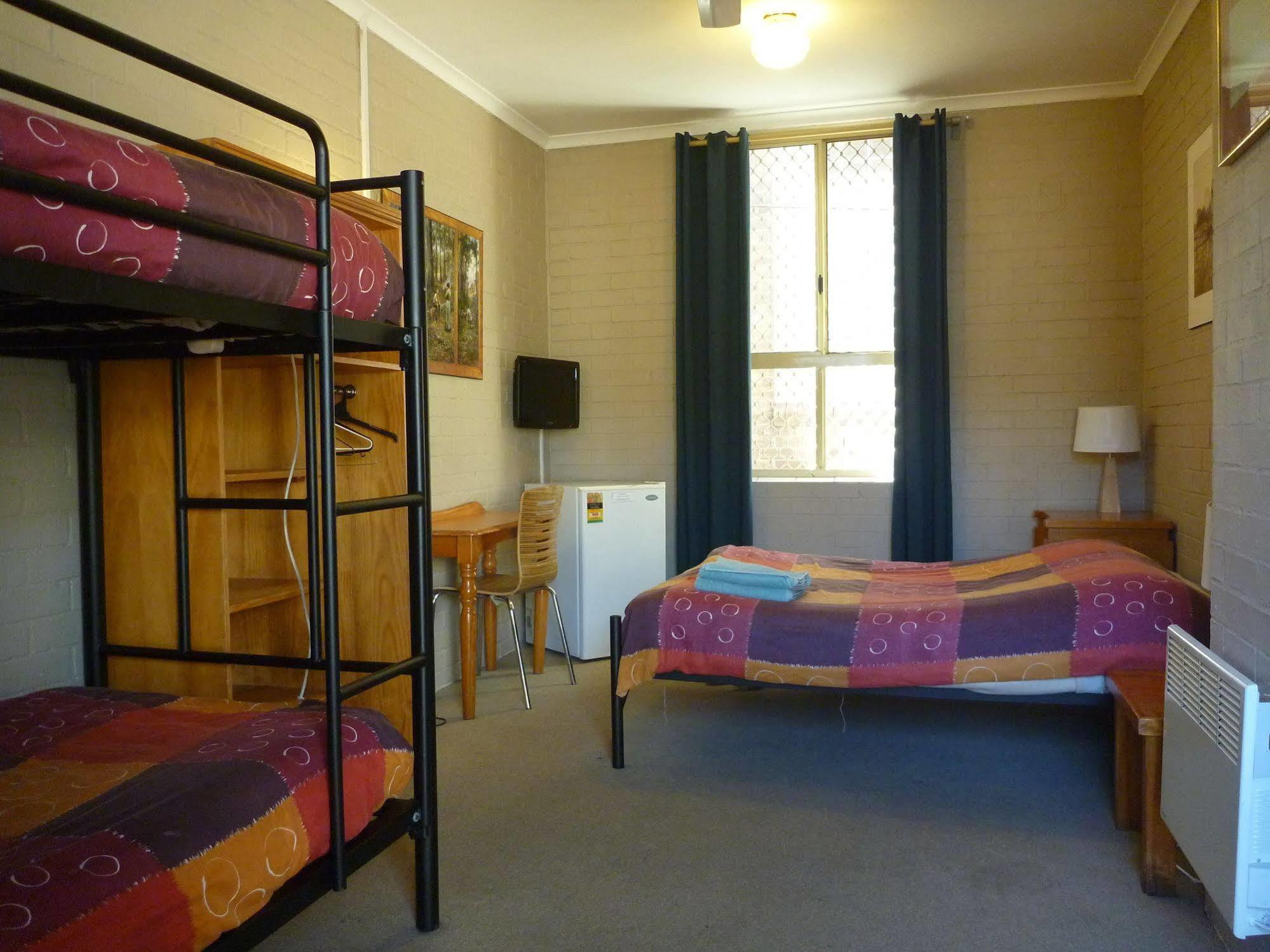 Хостел Newtown Backpackers Сидней Экстерьер фото
